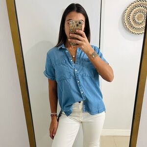 A New Day •Women’s Casual Washed Denim Short Sleeve Button Down Blouse Top M EUC